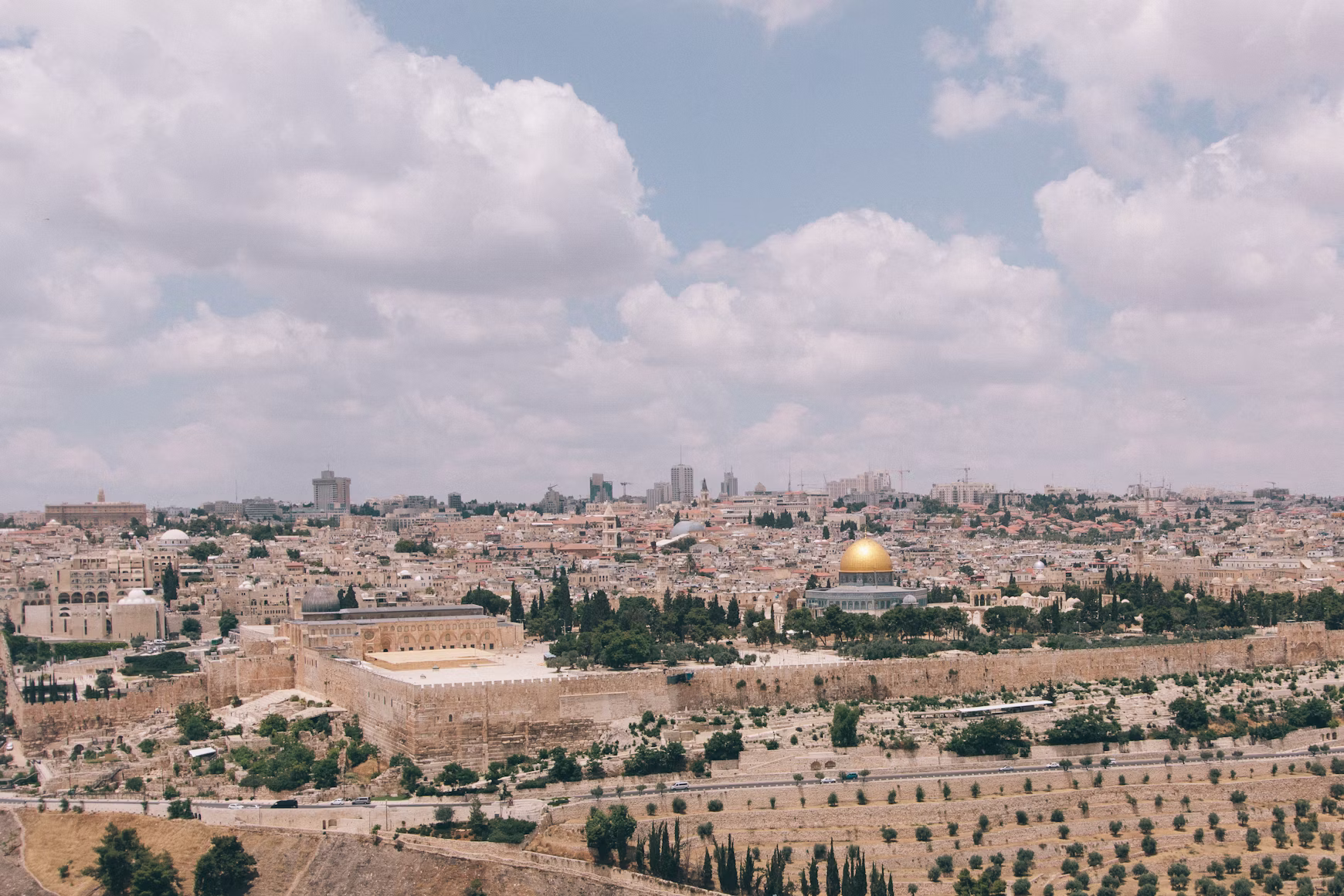 Jerusalem Old City skyline with the Dome of the Rock, Jerusalem, Israel